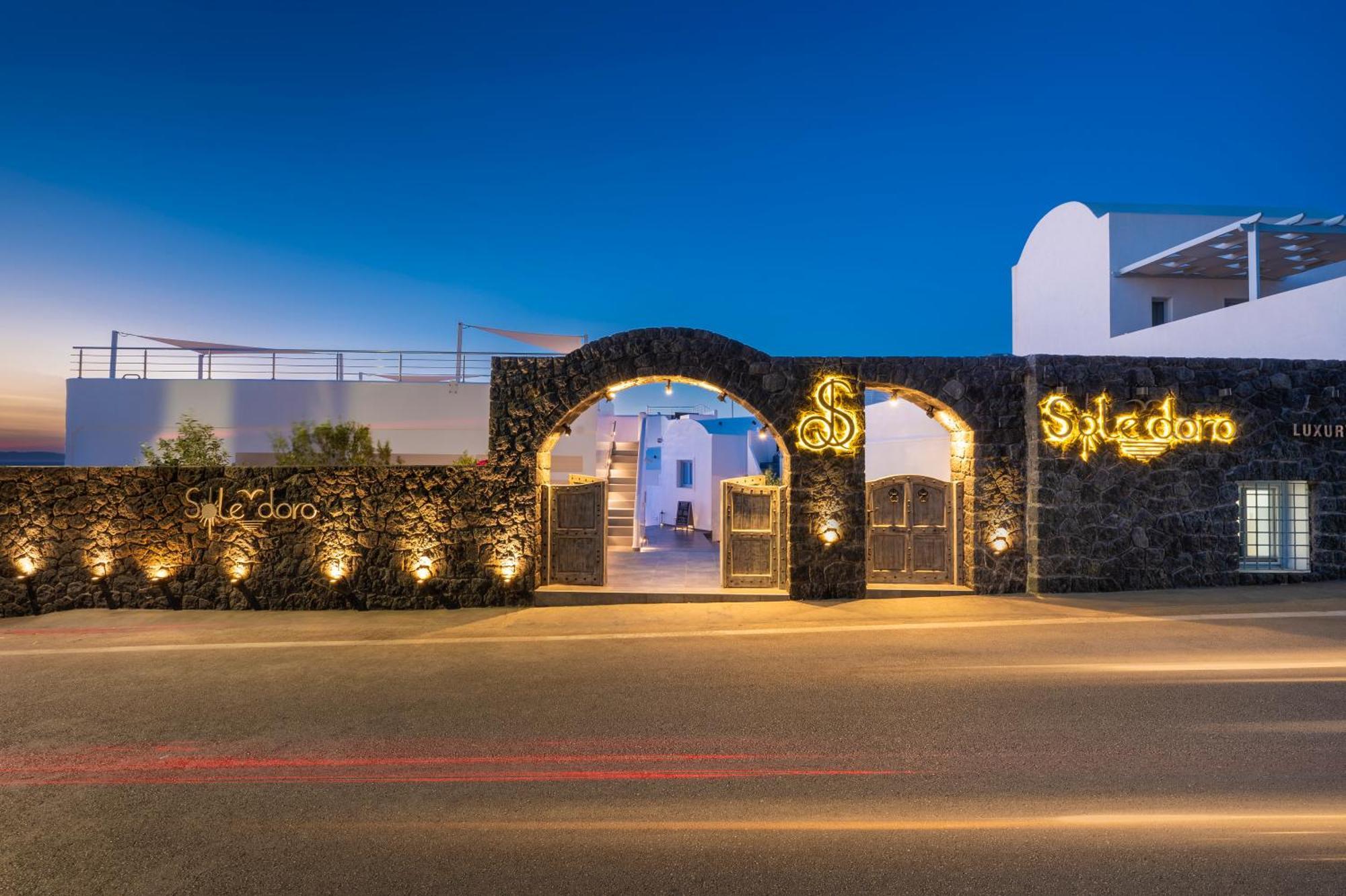 Sole D'Oro Luxury Suites Ia Exterior foto